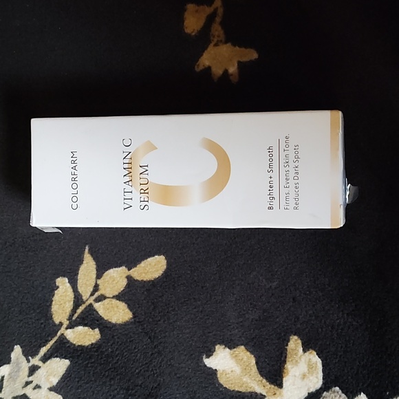 Color farm vitamin C Serum brighten + smooth - Picture 13 of 16